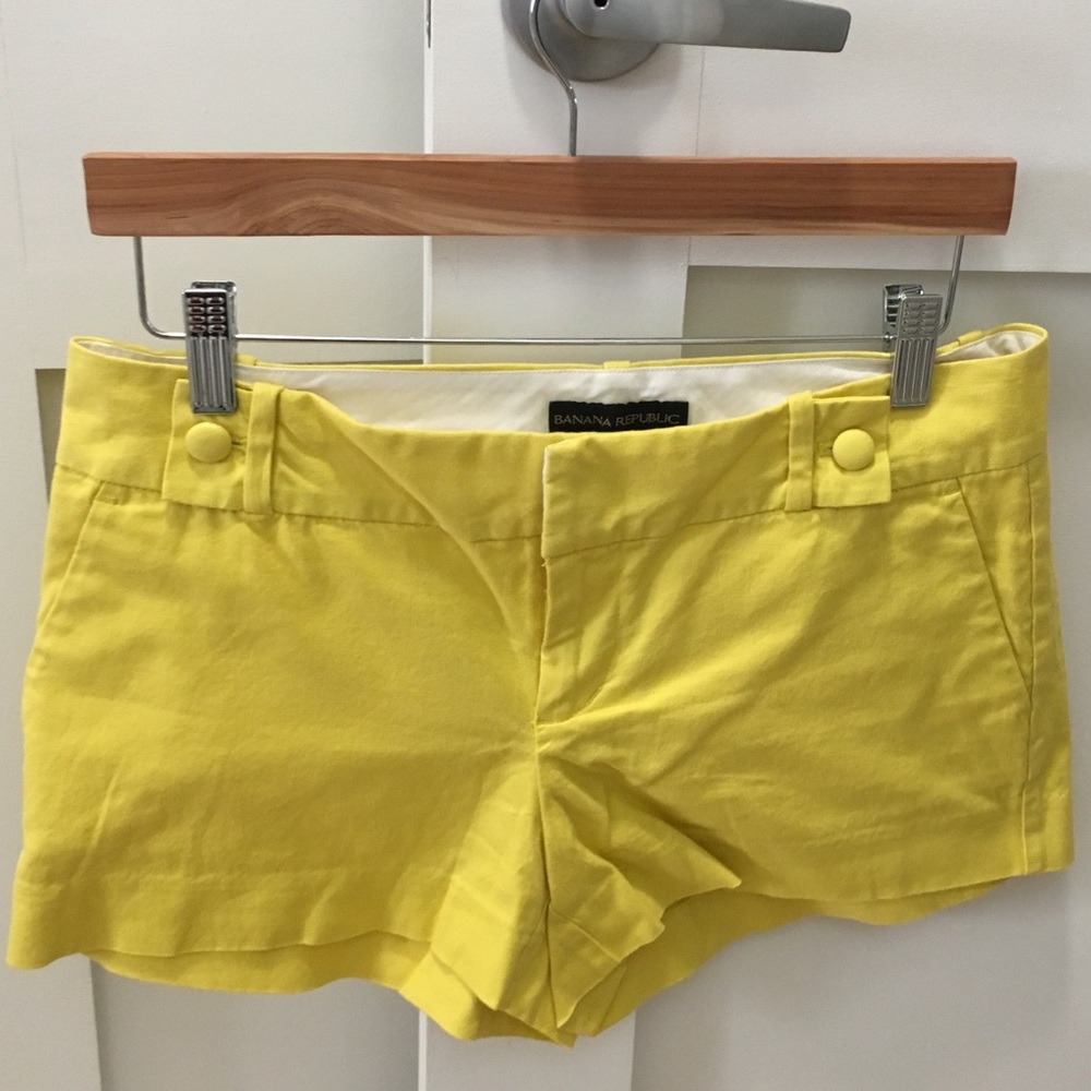 Banana republic women’s size 4 shorts